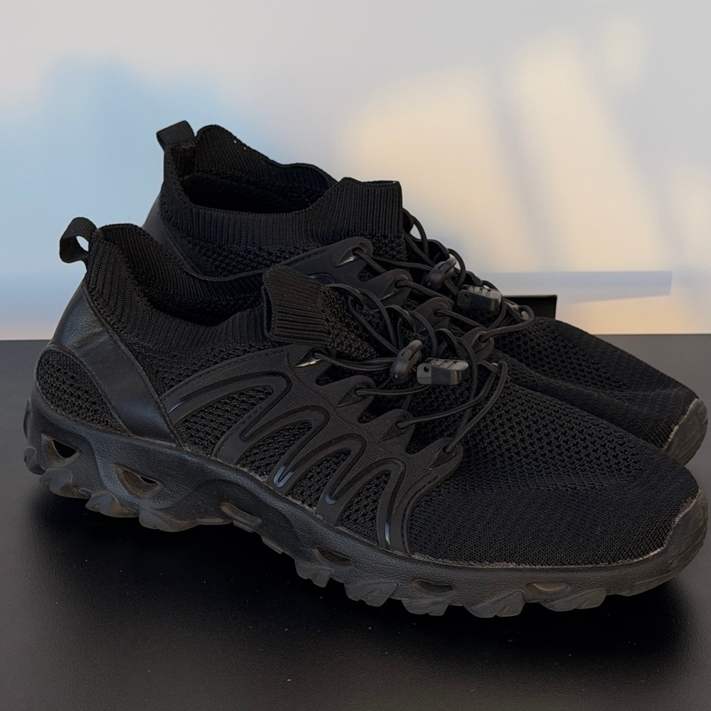 Alibress Men's Black Athletic Knit Sneakers - Water Shoes for hiking